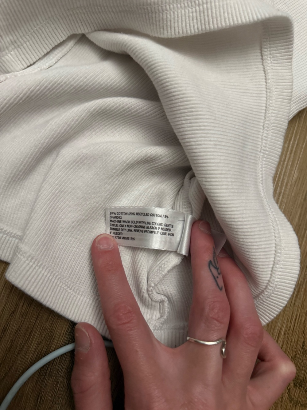 Universal Thread Tank Top - Picture 4 of 7